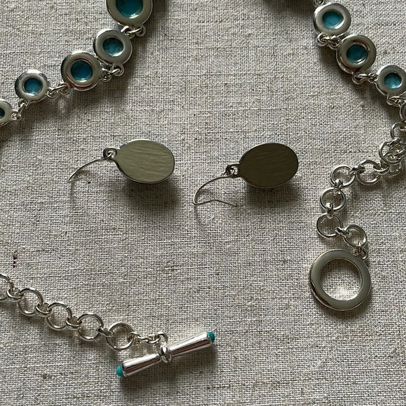 NWOT Turquoise Necklace & Earring Set - Picture 3 of 5